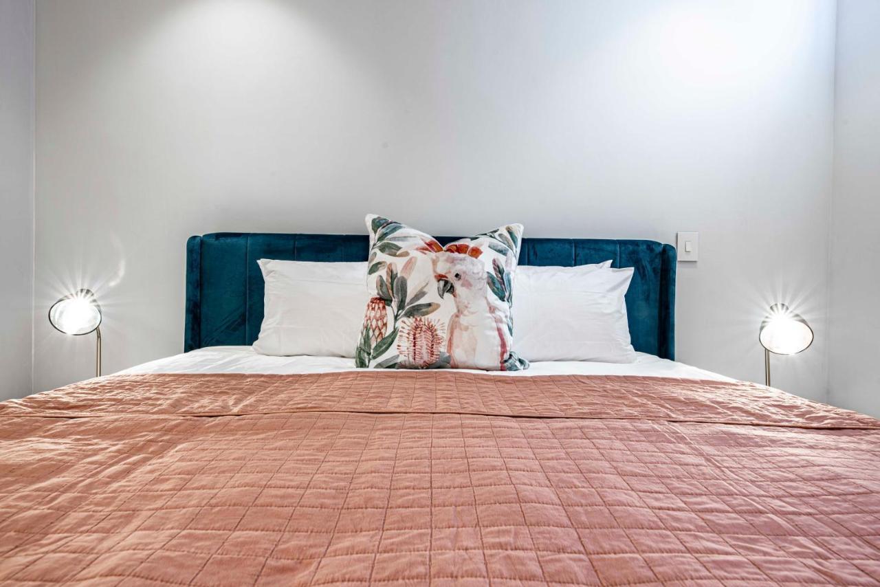 306 The Chelsea, Green Point Cape Town