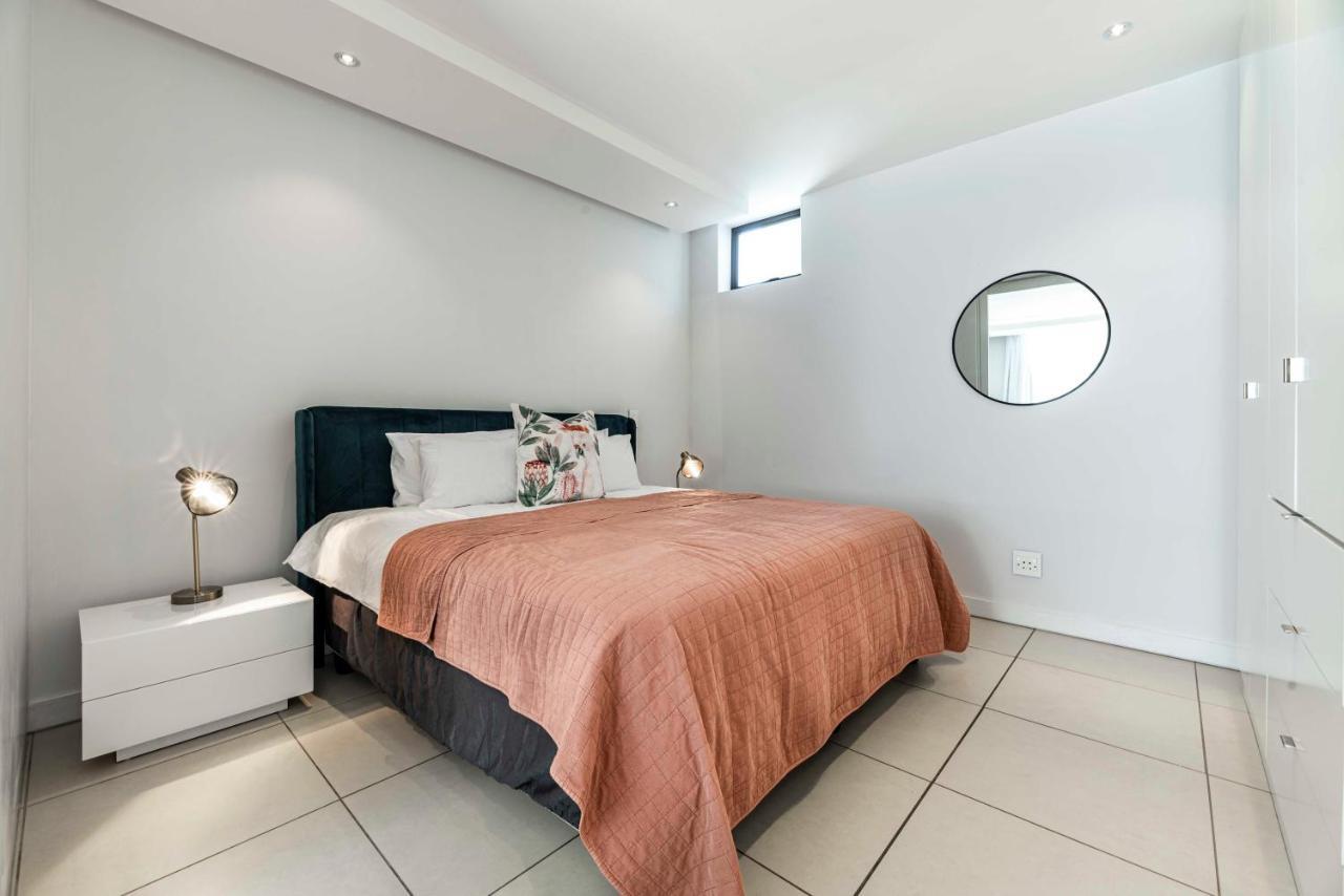 306 The Chelsea, Green Point Apartment